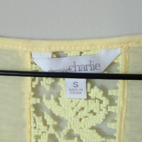 Charming Charlie Pale Yellow Lace Panel T-Shirt S - Picture 4 of 4